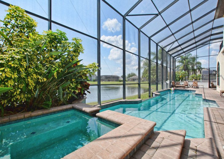 Kissimmee Villa Rental: The Formosa Grand Mansion! Lakefront! Infinity ...